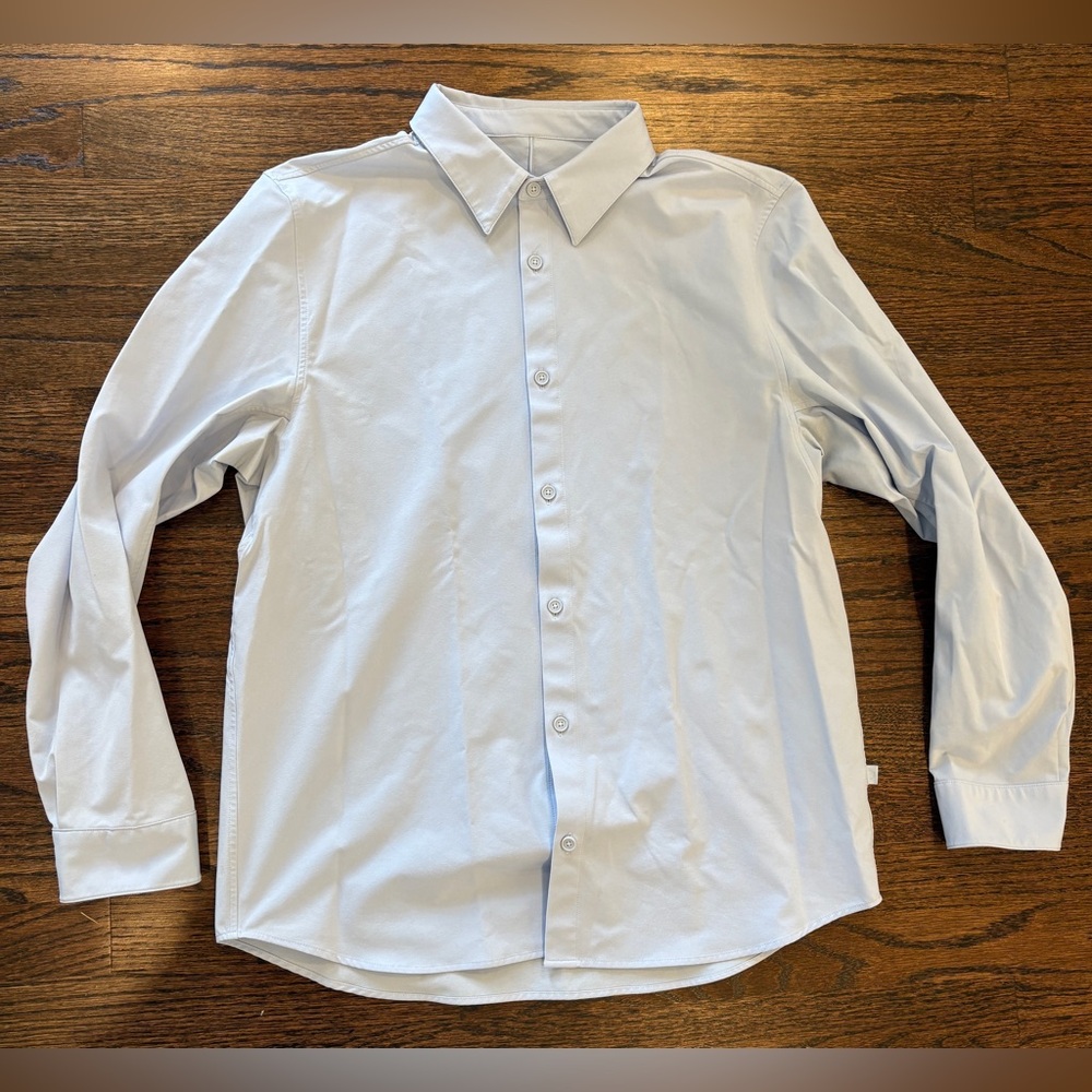 Lululemon Men’s Button Down Shirt – Light Blue – Size Small (No Size Tag)